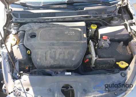 2013 Dodge Dart Sxt z USA, uszkodzony, nr VIN 1C3CDFBA3DD344421